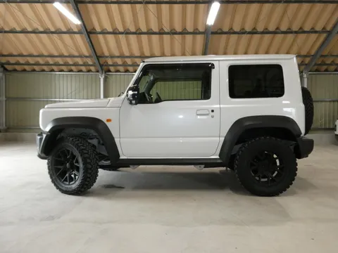 Suzuki Jimny Sierra