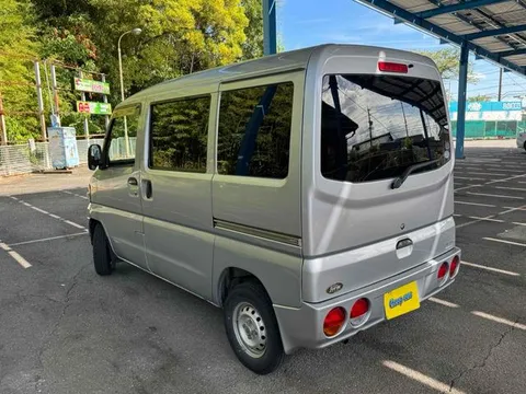 Mitsubishi Minicab Van