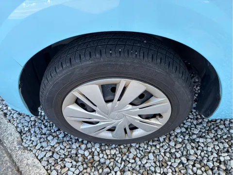 Daihatsu Mira Tocot