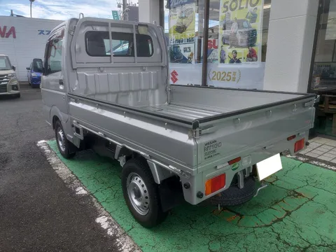 Nissan Clipper Truck