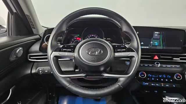 Hyundai Elantra (Avante)