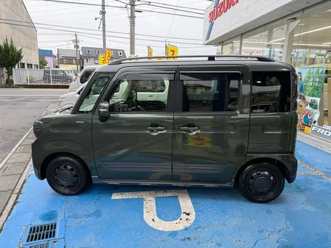 Suzuki Spacia Gear