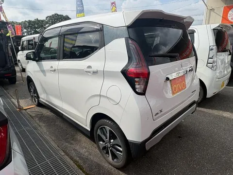 Mitsubishi eK X