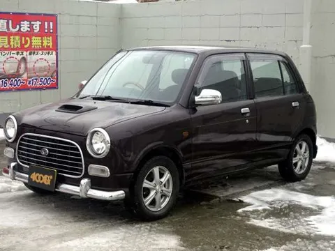 Daihatsu Mira Gino