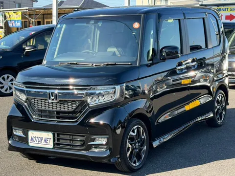 Honda N-BOX Custom