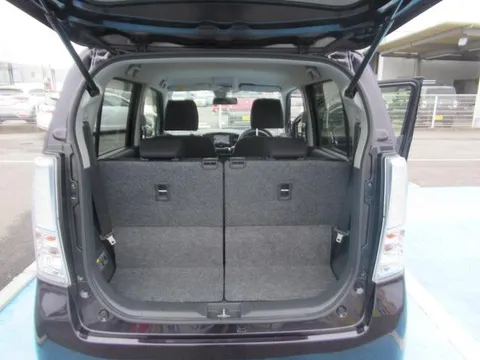 Suzuki Wagon R Stingray