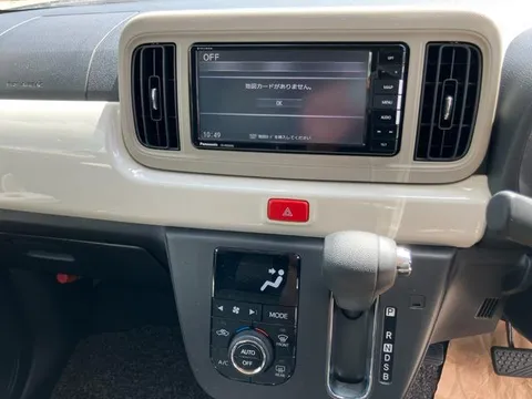 Daihatsu Mira Tocot
