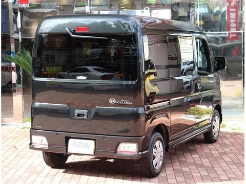 Daihatsu Atrai