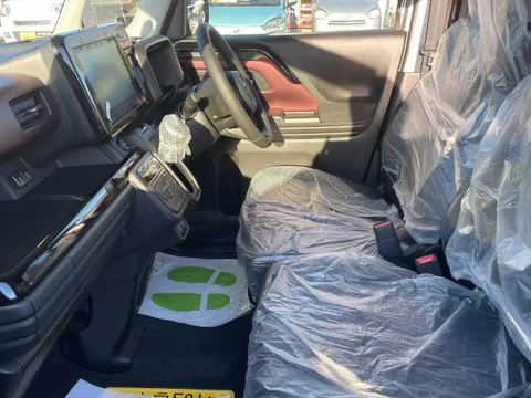Suzuki Spacia Custom