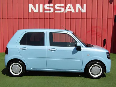 Daihatsu Mira Tocot