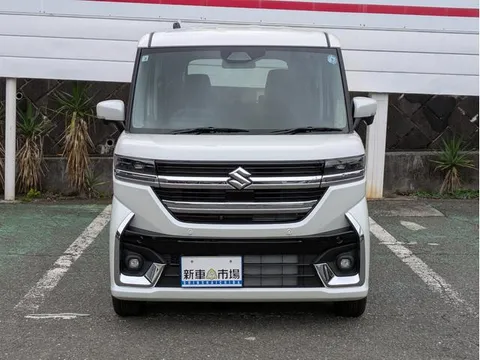 Suzuki Spacia Custom