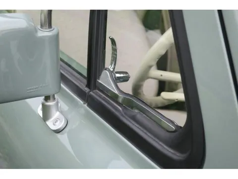 Nissan Pao