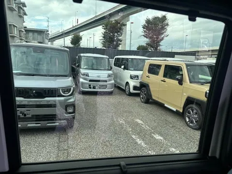 Honda N-BOX Custom