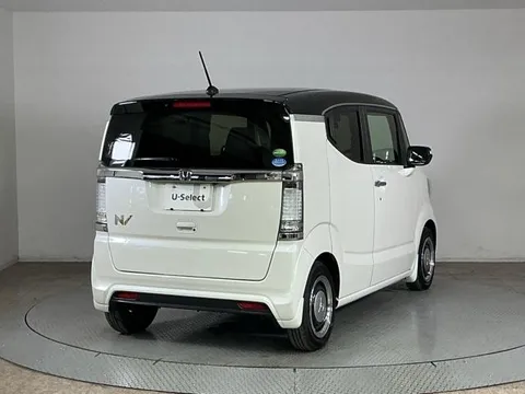 Honda N-BOX Slash