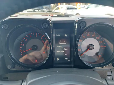 Suzuki Jimny Sierra