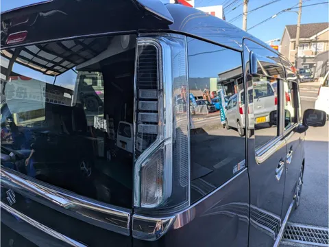 Suzuki Spacia Custom