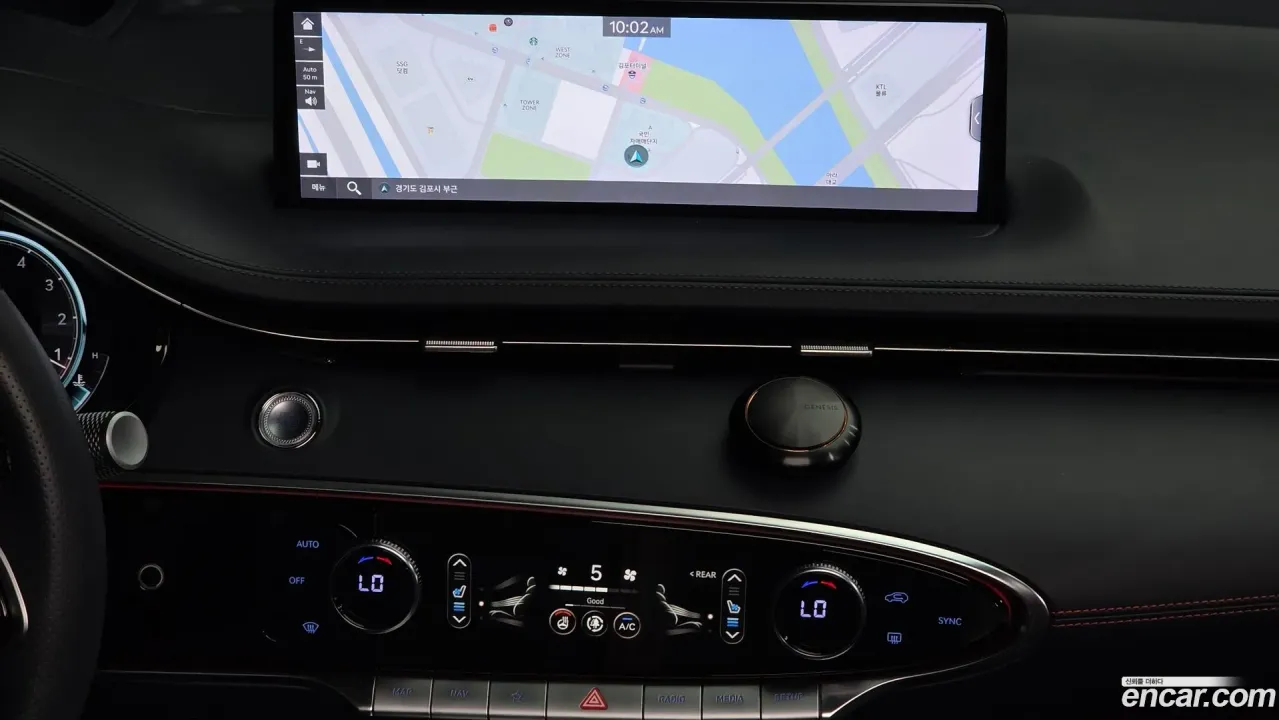 Genesis GV70