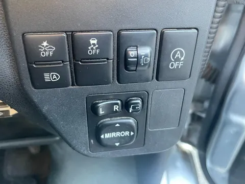 Toyota Pixis Van