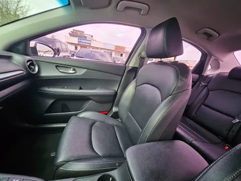 Kia Cerato (K3)