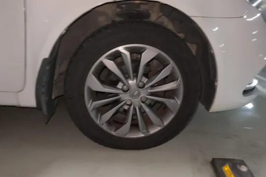 Geely Vision