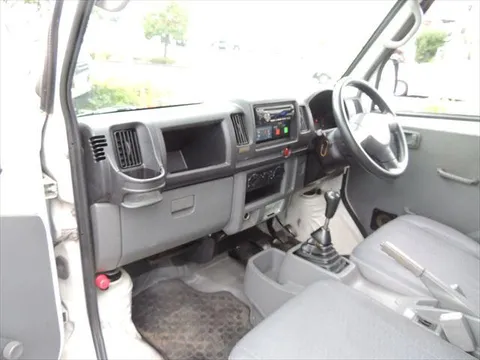 Nissan Clipper Truck