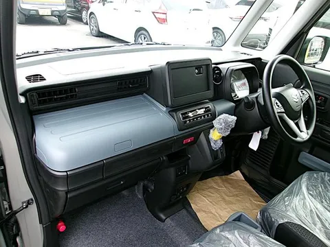 Suzuki Spacia Base