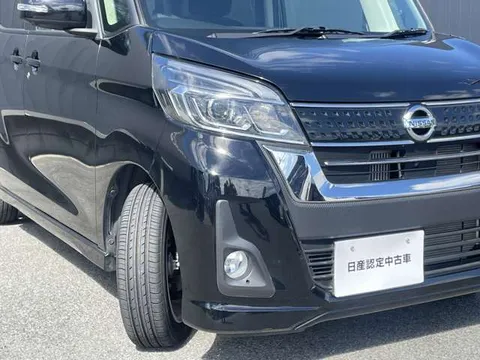 Nissan Dayz Roox