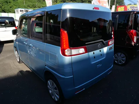 Suzuki Spacia