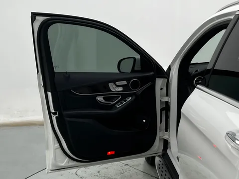 Mercedes-Benz Mercedes-Benz GLC
