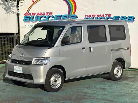Toyota TownAce Van