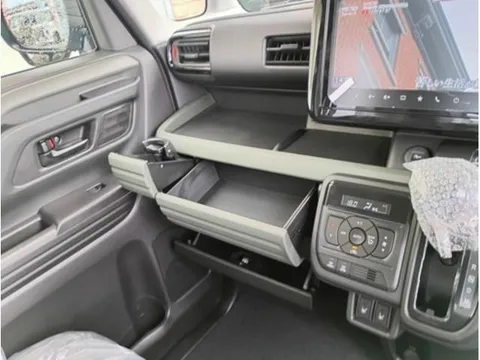 Suzuki Spacia Gear