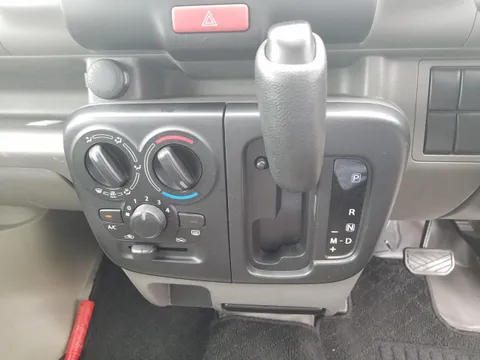 Nissan Clipper