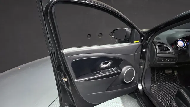 Renault SM3