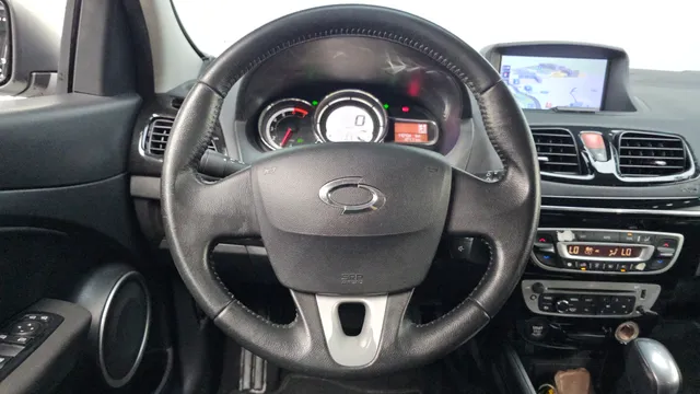 Renault SM3