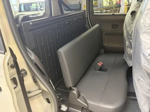 Suzuki Spacia Base