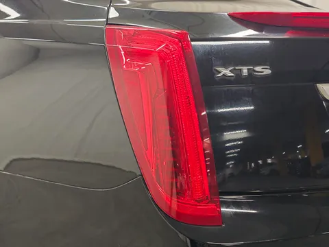 Cadillac XTS