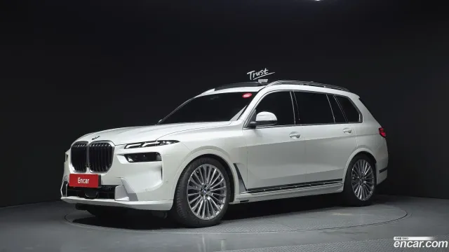 BMW X7