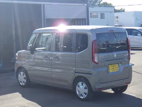 Suzuki Spacia