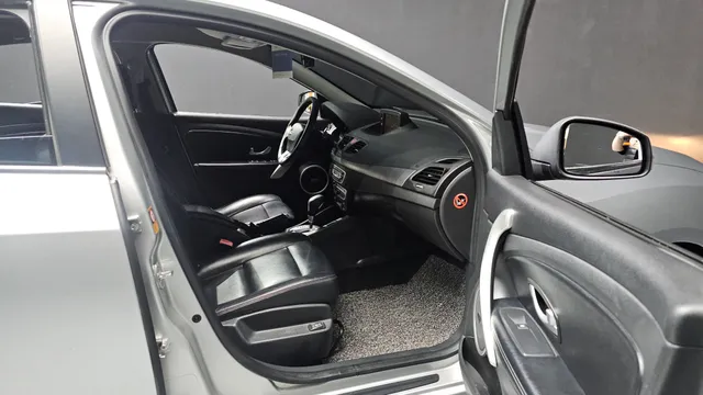 Renault SM3