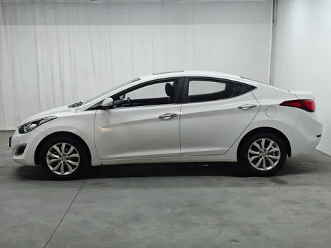 Hyundai Elantra (Avante)