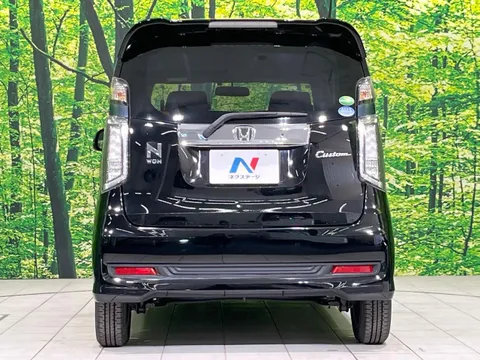 Honda N-WGN Custom