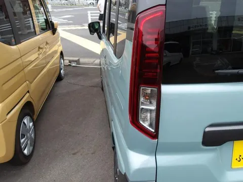 Suzuki Spacia Gear