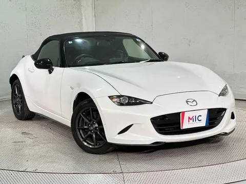 Mazda MX-5 (Roadster)