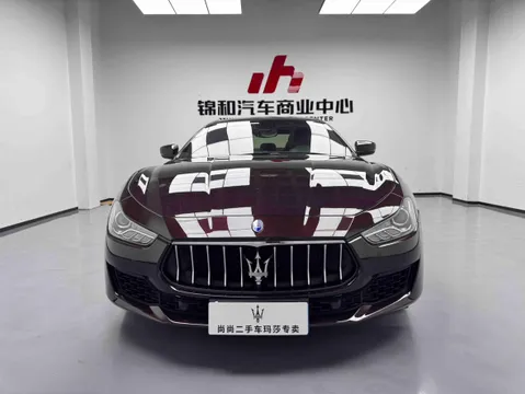 Maserati Ghibli