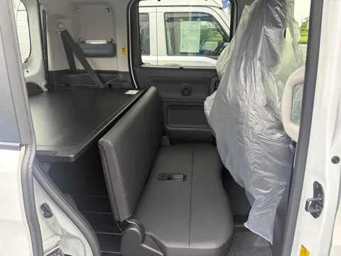 Suzuki Spacia Base