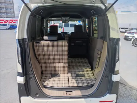 Honda N-BOX Joy