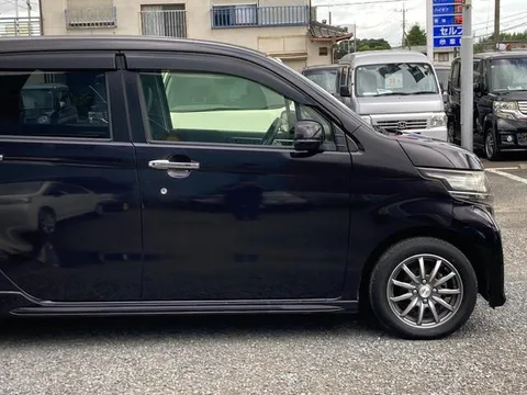 Honda N-WGN Custom