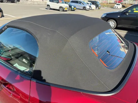 Mazda MX-5 (Roadster)