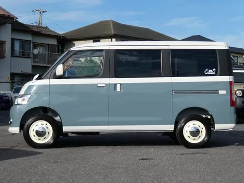 Toyota TownAce Van