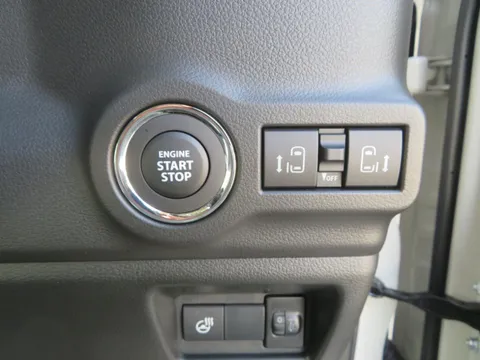 Suzuki Spacia Gear